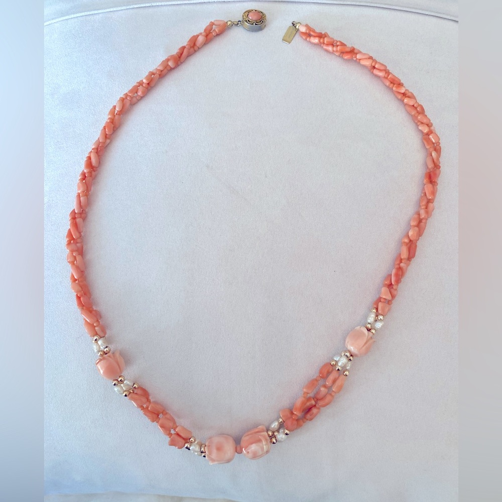 Beautiful Coral Necklace 24 inches